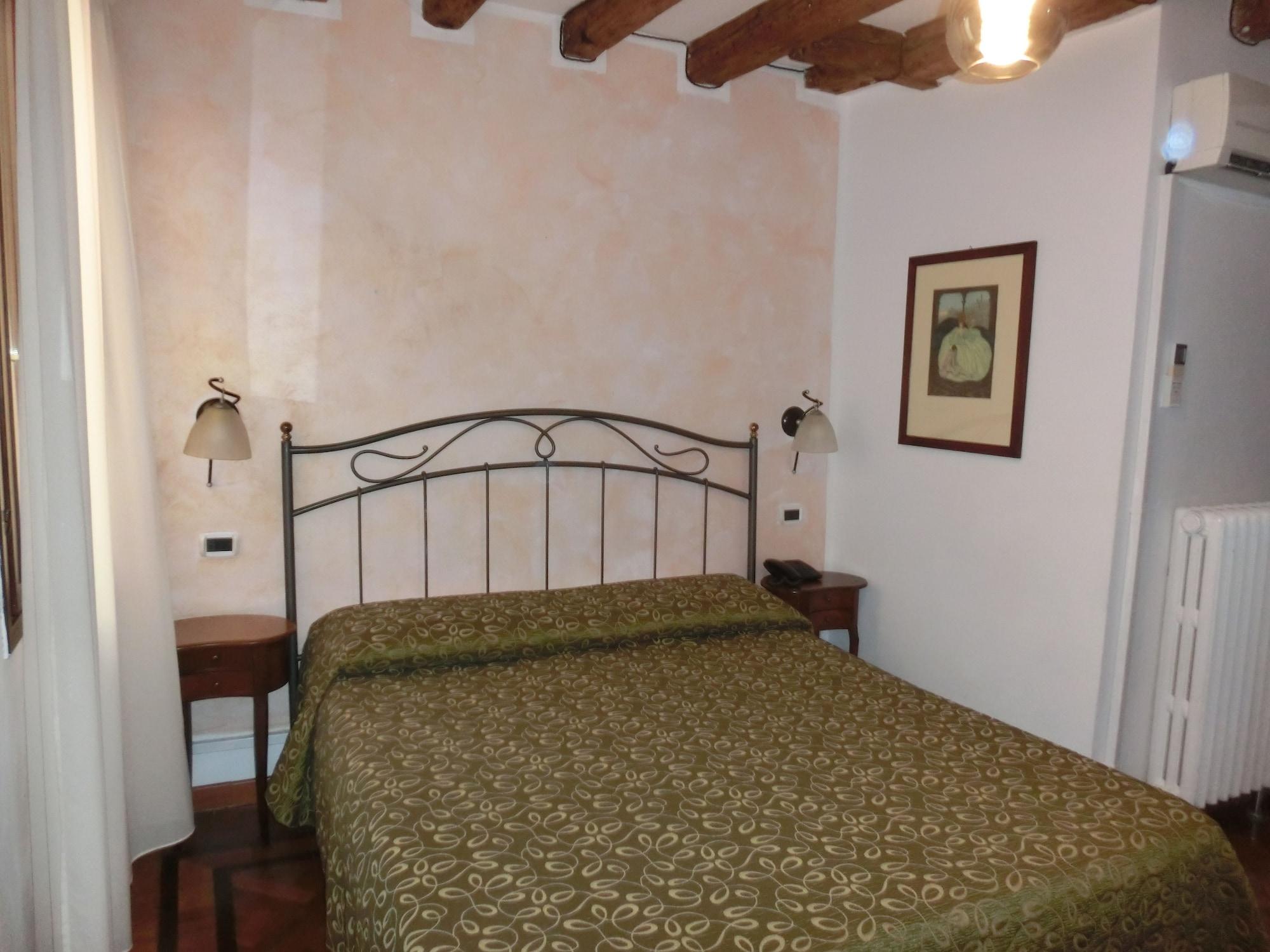 Gasthof Locanda Art Deco Venedig